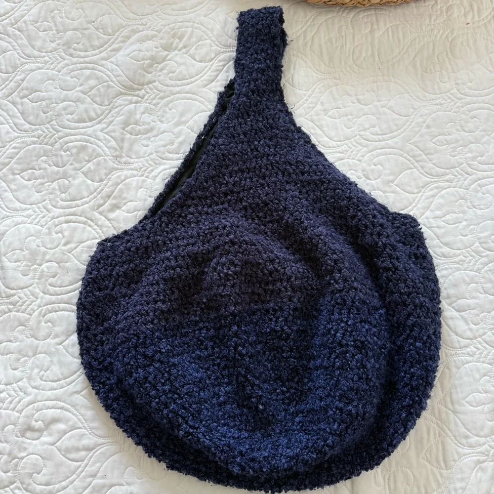 Crocheted Knit Chic Navy Blue Fizzy Textured Hobo Boho Shoulder‎ Bag Lined EUC